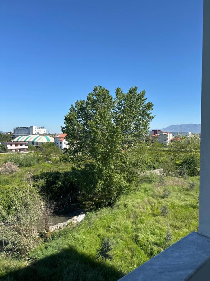 Sunny Riverside Tirana'S Oasis - Breakfast & Dinner Eksteriør billede